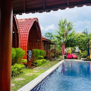 Guest house Bemo & Pool