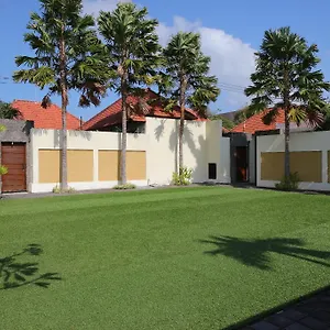 Putri Bali Villa *