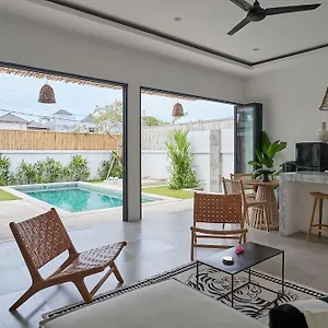 Villa Merch Dua Canggu (Bali)