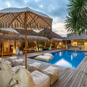 Castaway Villa *