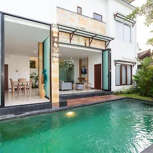 Villa The Dewi *