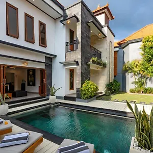 Vast 5bd With Garden And Private Pool 250m To Villa Seminyak