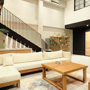 Villa Manresa Bali 3 *