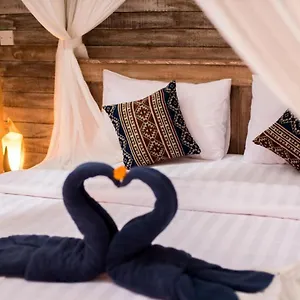 Paradise: Private House/room Edem Near Pool Villa