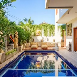 Villa Manis