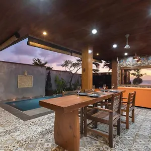 2 Bed Beachfront Echo Beach Villa Canggu (Bali)