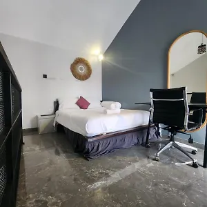 Loft Mezanine Sutji *