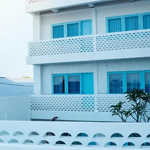 Paras Paros Marina Hotell