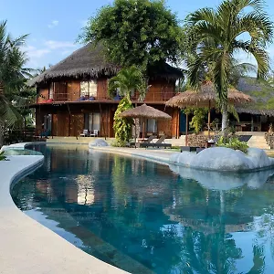 Gading Tree House Lodge
