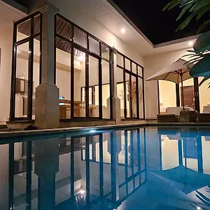 Villa 3-bedroom Alanta In *