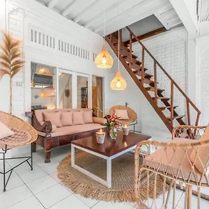 London - Private 4 Bdr In Seminyak, Pool & Garden In Prime Location Villa