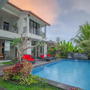 Mahadewi Sunset Villa *