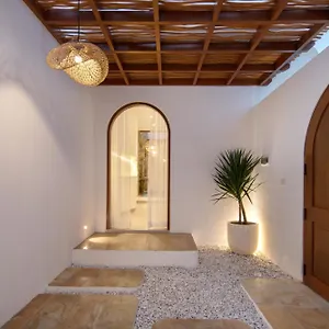 Onnea By Lead Villa Canggu (Bali)