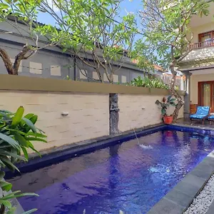 Hotel Oyo Life 92852 Singgah Legian 2*