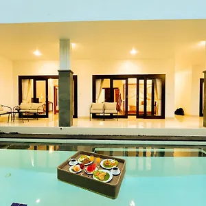 Villa Fabian - Beach, Clubs, Billiard, Kingkoil Beds Seminyak (Bali)
