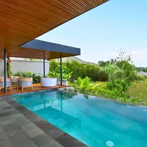 Entire 2br Royal Ricefield Pool Zn56