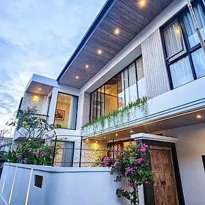 Sumai House