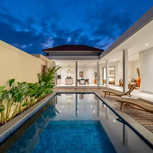 Villa Your Tropical Hideaway - 2br With Pool