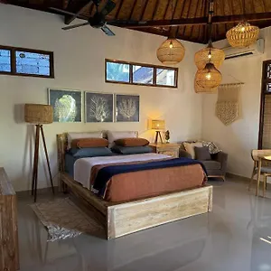 Indah Puri Bali On Vakantiehuis Candidasa