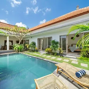 Margherita 3 Bedroom Swimming Pool * Canggu (Bali)