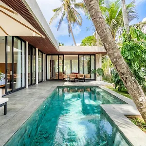 Happiness 7 * Ubud (Bali)