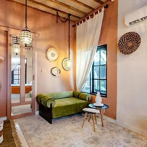 Designer 1br Canggu (Bali)