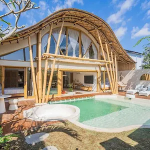 Villa New! Bamboo Nest - 3br In Kerobokan (Bali)