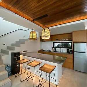 Villa Modern Comfort With Traditional Style Dalung (Bali)