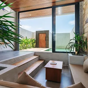 The - Canggu Villa Munggu