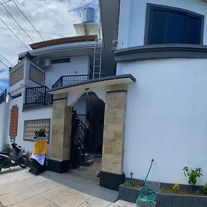 Darren Hostel Lovina (Bali)