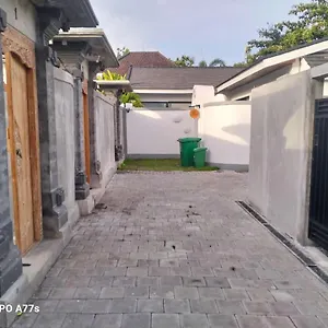 Guest house Lalupa Joglo *