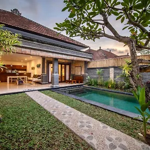 Bens Tunjung Two-bedroom With Private Pool Kuta Villa Seminyak (Bali)