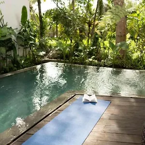 Jungle Flower * Ubud