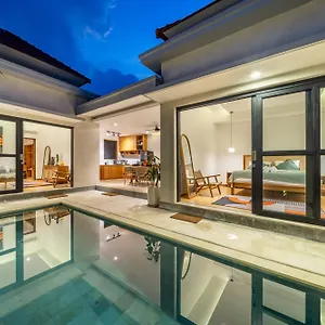 Lecatica - Brand New 2bdr Paradise With Expansive Pool - Your Dream Retreat In Canggu! *