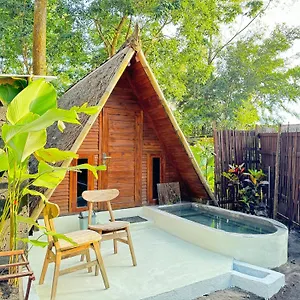 Homestay Triangle House And Private Hot Spring *
