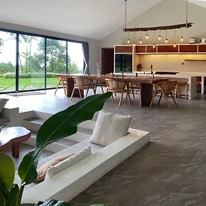 Bali Barn Village Munduk (Bali)