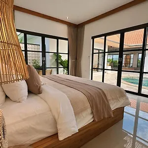 Villa Amerta Seminyak (Bali)