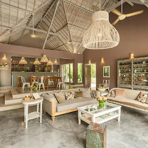 Villa Stunning Spacious 3 Bedroom With Private Pool