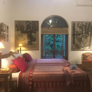 Hill Dream Bed & Breakfast *