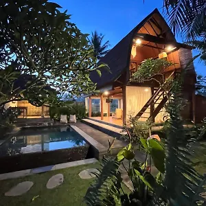 Shri Wedari Private Pool With Ricefield View *