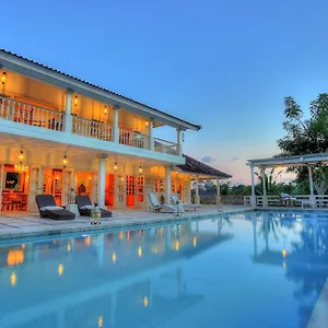 Colonial 4br * Tanah Lot (Bali)