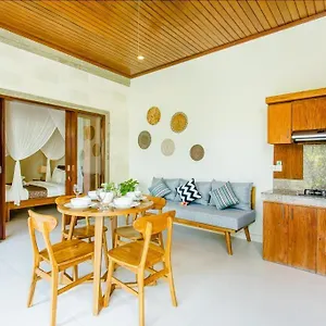 Dion Villa *