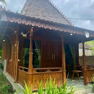 Tebeduwe Joglo Villa Mambal
