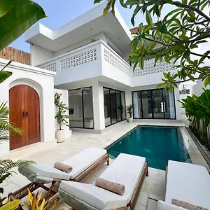 Villa Samasta - 3br In Pererenan *