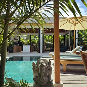 Villa Nelaya - Modern 3br Retreat Private Pool Walk To The *