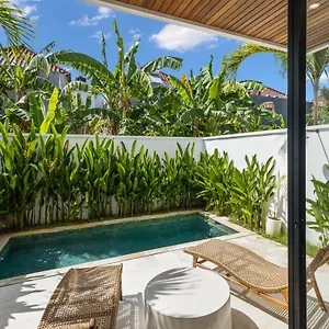 White - Art & Boutique 4* Seminyak (Bali)