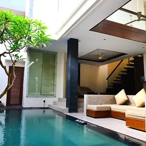 Tentrem Villa *