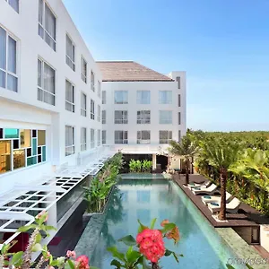 Fairfield By Marriott Bali Kuta Ngurah Rai Hotel 4*