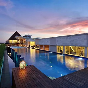 Mega Boutique Hotell