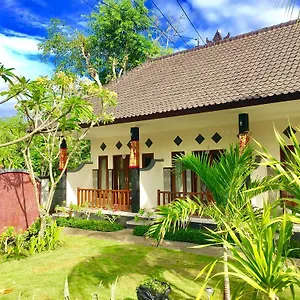 Homestay Nusa Garden *